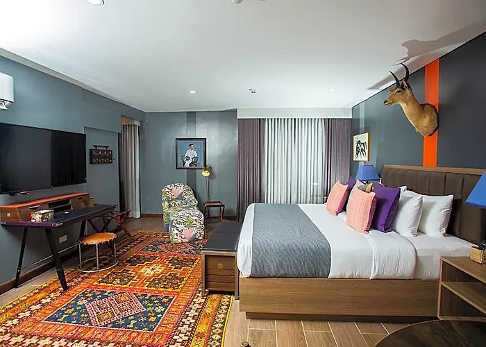 Unwnd Flats - Makati 3*