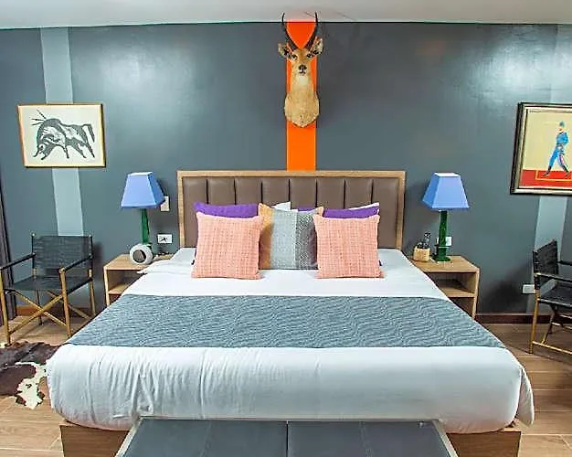 Hotel Unwnd Flats - Makati 3*